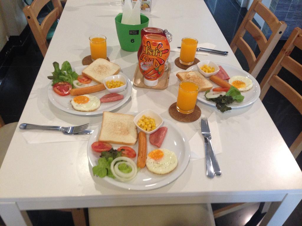 Hostel Eat-Ting Bang Sao Thong Zewnętrze zdjęcie